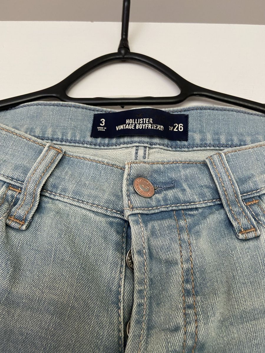 Jeans: Hollister Jeans Gr M – Usato da Horgen venduto da smlecnik78 1