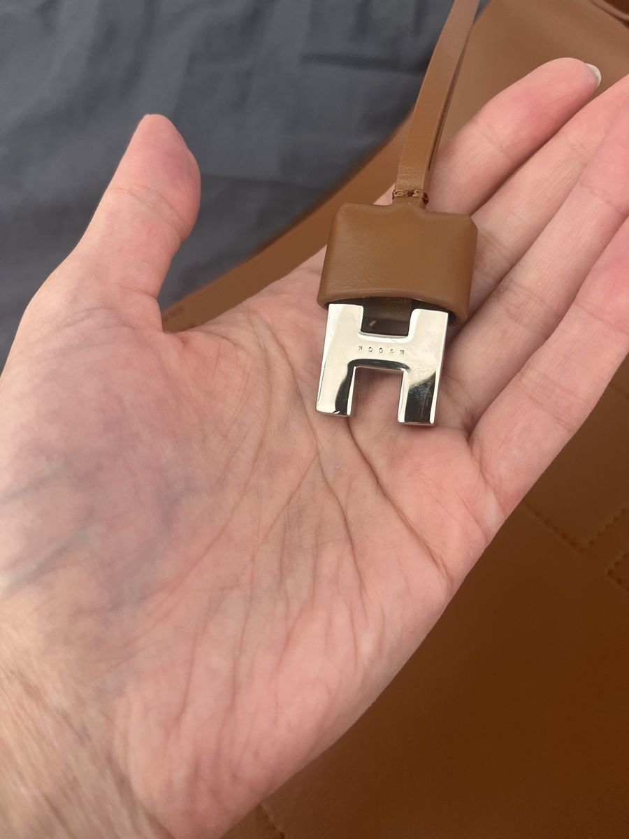 Hogan Borse da donna: Hogan Tasche – Usato da Oberägeri venduto da fam_k5sf 1
