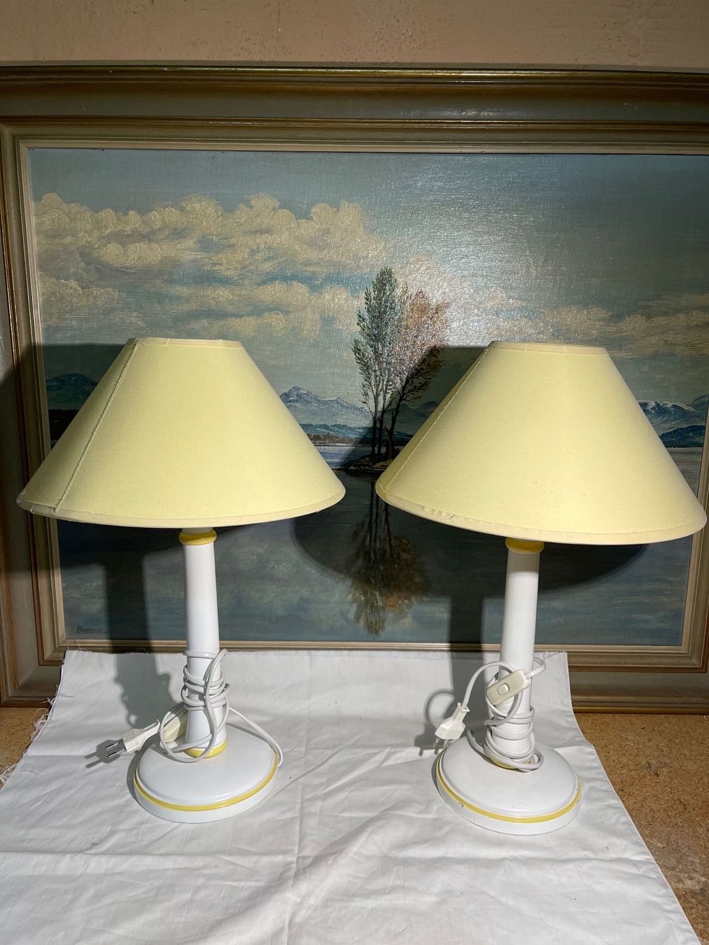 Laura Ashley Lampade: 2er Set Laura Ashley Tischlampen – Usato da dietikon venduto da fernando011 1