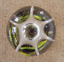 SCHÖNER BRIEFBESCHWERER, PAPERWEIGHT AUS GLAS