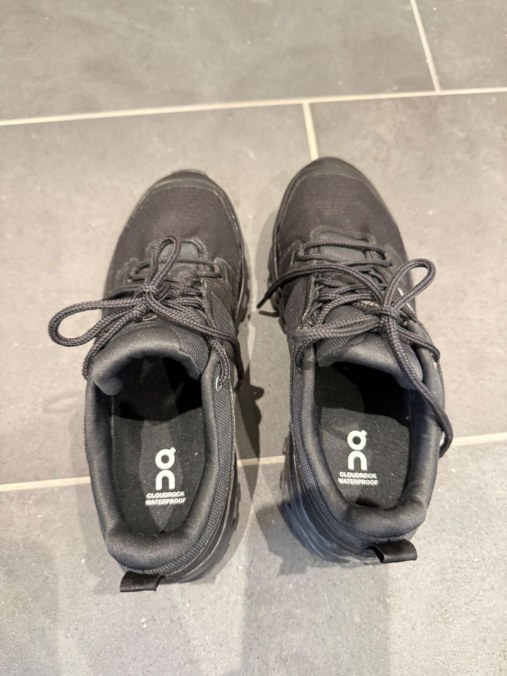 On Scarpe da donna: ON - Cloudrock Waterproof – Usato da Frick venduto da mast.borer 1