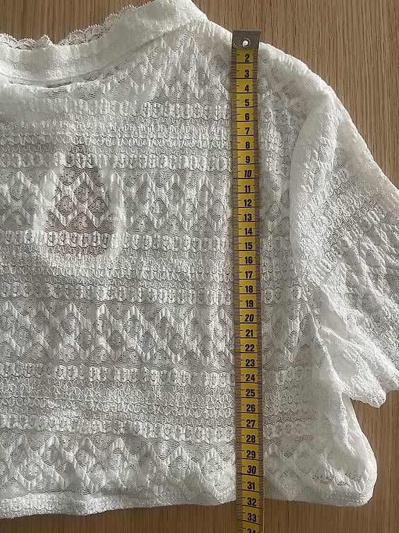 Blusen: Dirndlbluse weiss Gr. M-L Oktoberfest – Neu (gemäss Beschreibung) aus Reinach BL von present4you 1