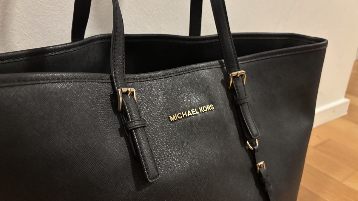 Michael Kors Borse da donna: Michael Kors Jet Set Tragetasche ab 1.- CHF – Usato da Basel venduto da ukhtyy 2