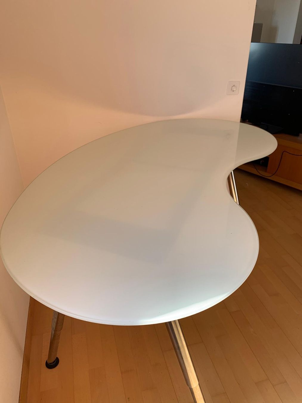 Ikea Scrivanie: Bürotisch Galant Schreibtisch Glas Design – Usato da Jona venduto da Matse7 1