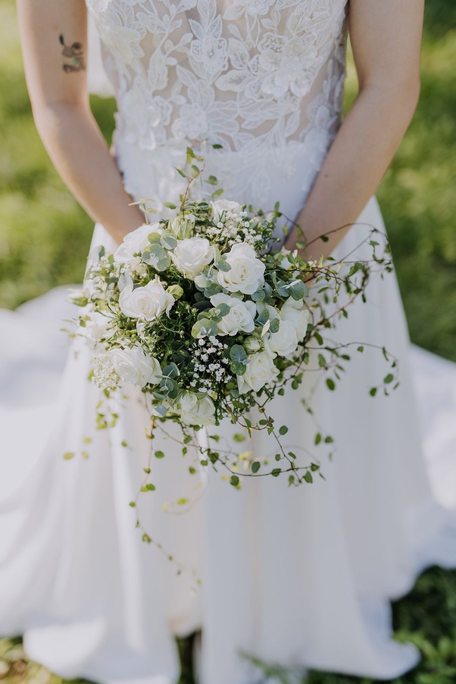 Vestiti: Hochzeitskleid White Kami inkl. Schleier – Usato da Neuhausen venduto da alcopops91 5