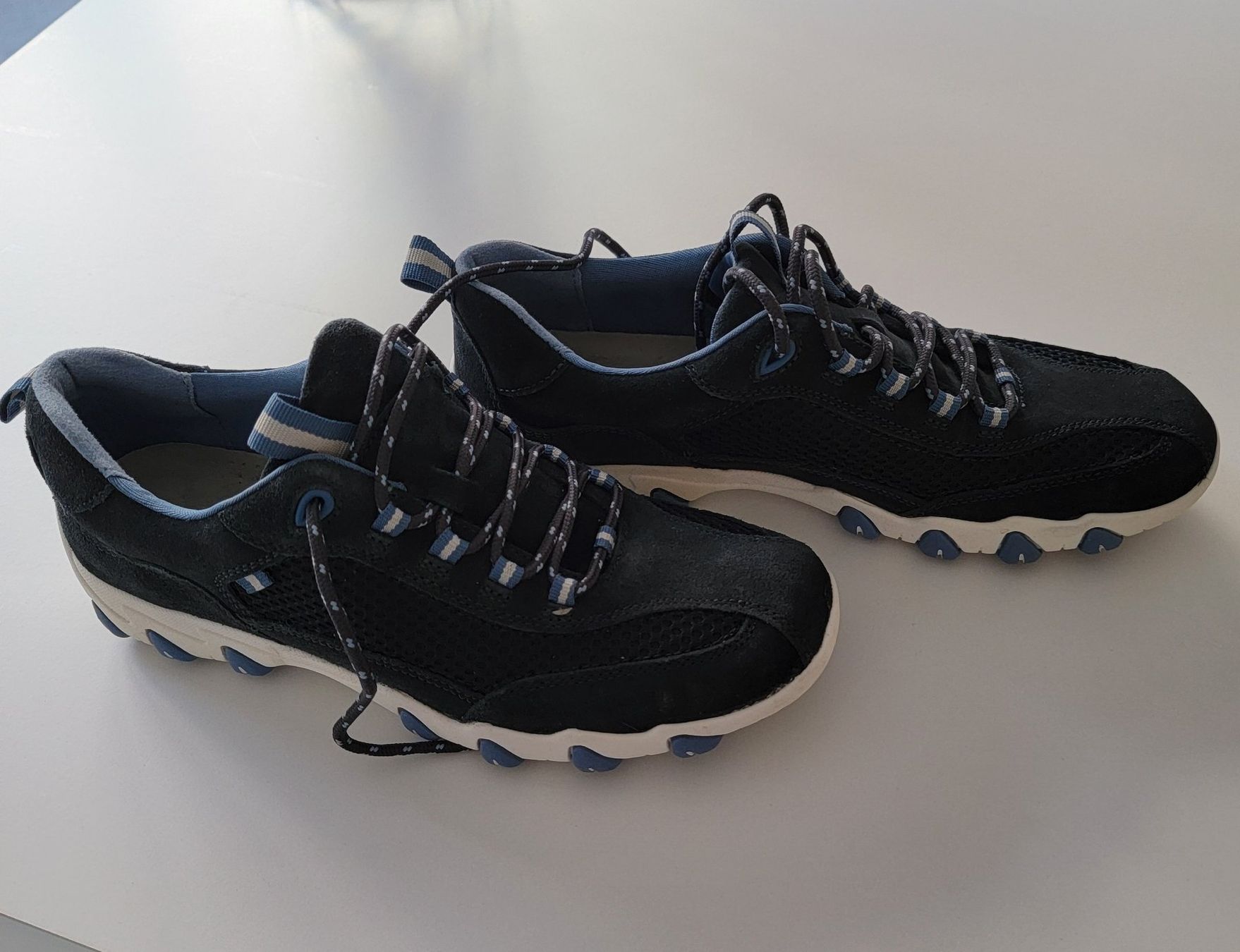 Scarpe da donna: Bequeme Medicus Damen Sneaker – Usato da Basel venduto da Rangela 1