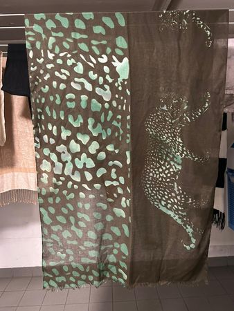 Pashmina leopardo viscosa