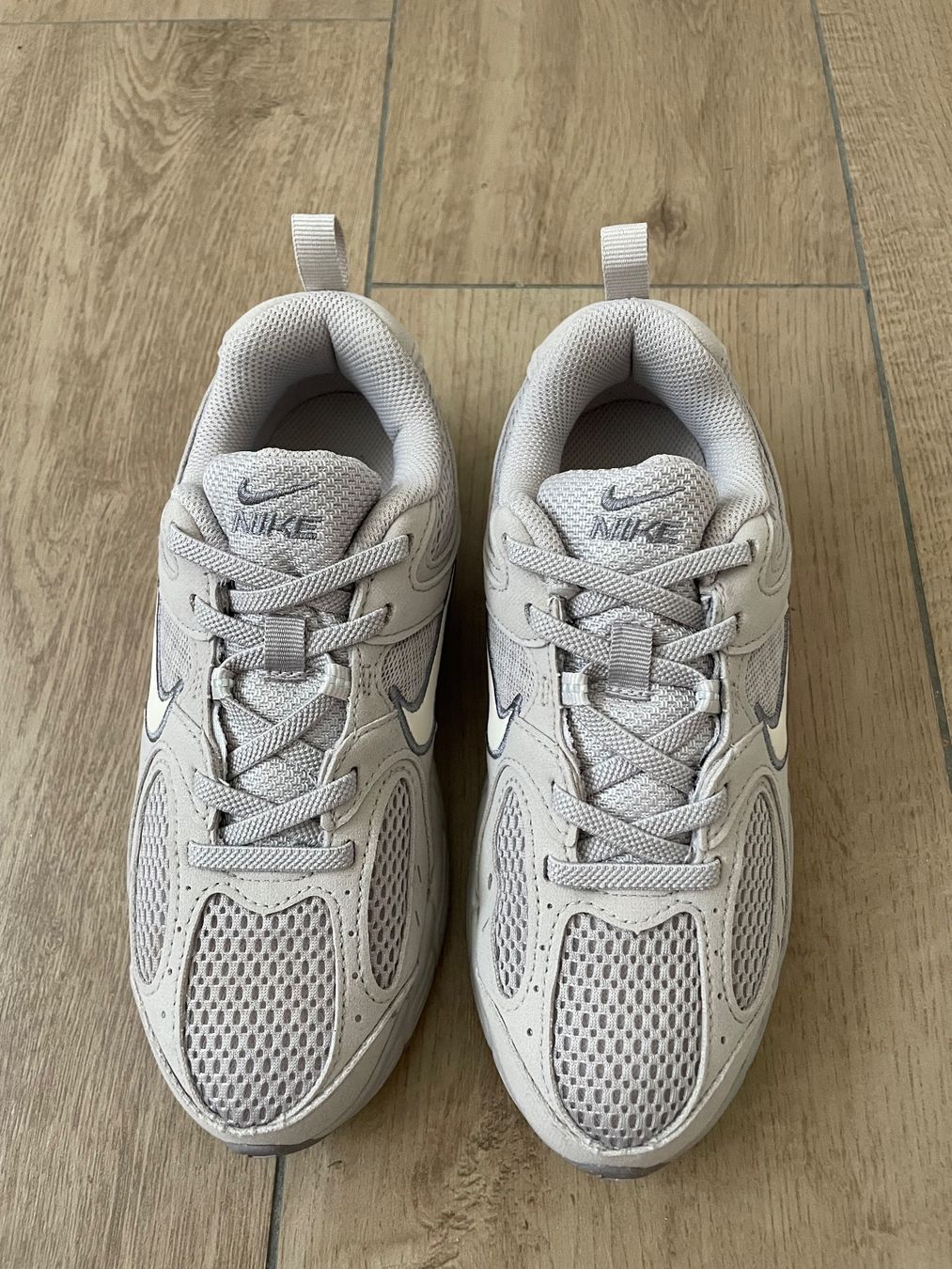 Nike Scarpe per ragazzi: Nike Turnschuhe Gr. 35 NEU – Nuovo e nell'imballaggio originale da Waltenschwil venduto da hansnine 1