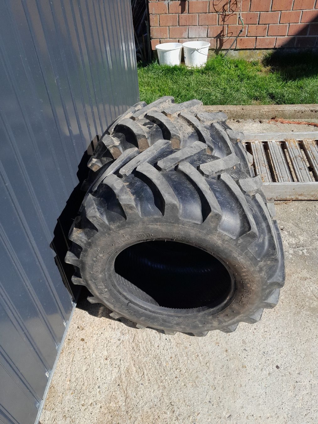 Pneumatici & Ruote complete: occ Pneu – Usato da Hofstatt venduto da Fiatagri87 1