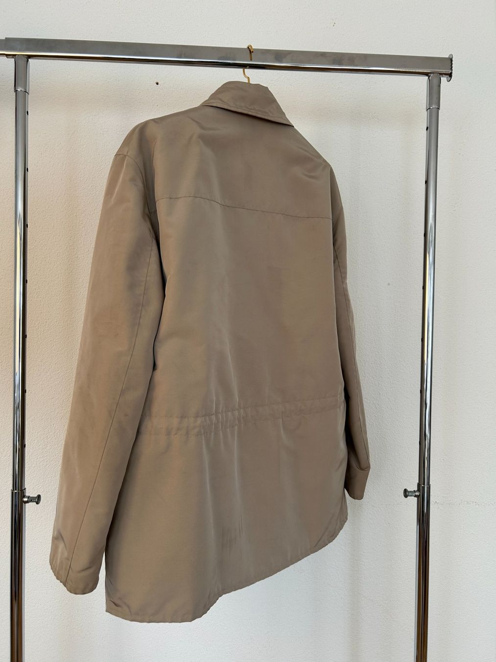 Hermès Manteaux: Hermès Beige Nylon Parka Jacket – D'occasion à Bern par kurtikobolt74 1
