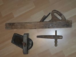 Antike Gegenstände (Holz)
