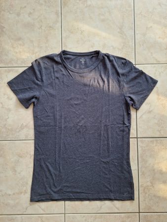 2 Herren T-Shirt Gr. S, dunkelgrau / bordeau