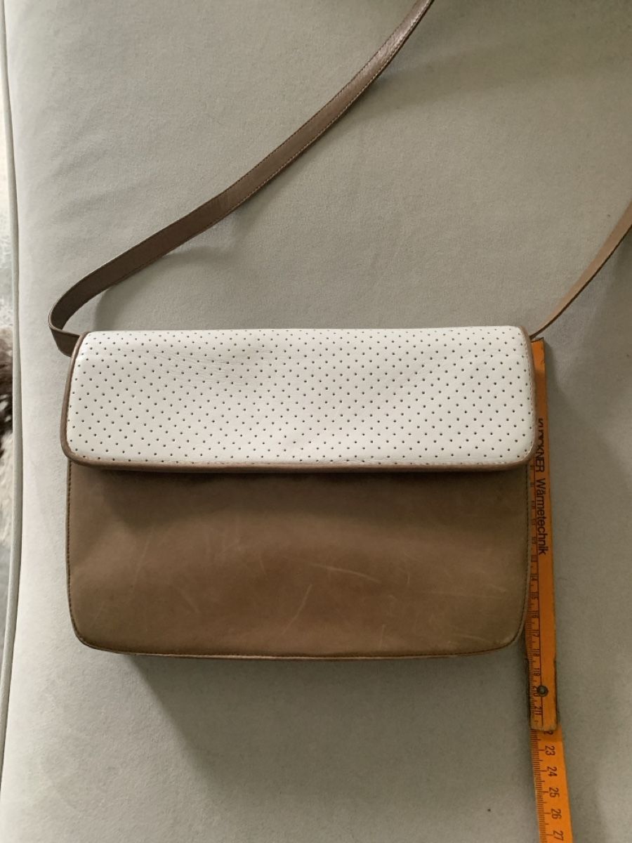 Bally Borse da donna: Bally Umhängetasche – Usato da Bergdietikon venduto da zor_856j 3