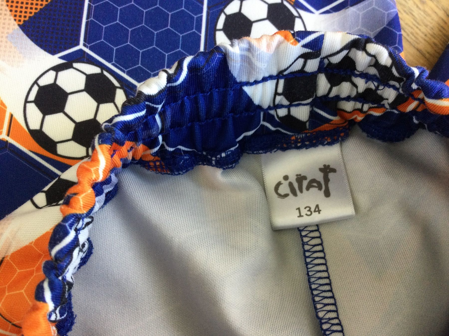Lotti & Set di vestiti: Kinder Sport Anzug, Gr 134 – Usato da Zürich venduto da mir_2kjl 5