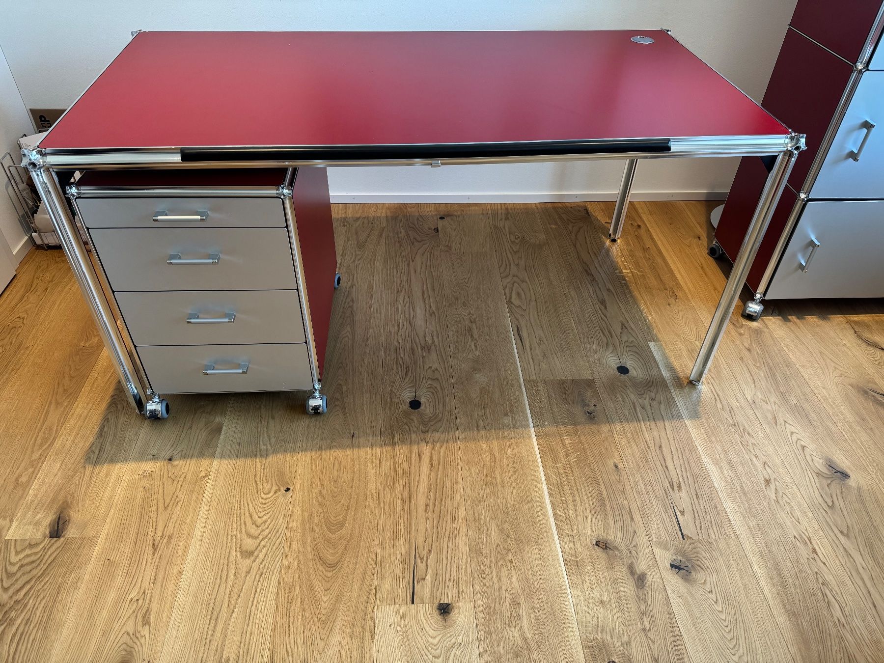 Scrivanie: Bürotisch, Schubladenrollcontainer, und Rollschrank – Usato da Weinfelden venduto da duk_mc2h