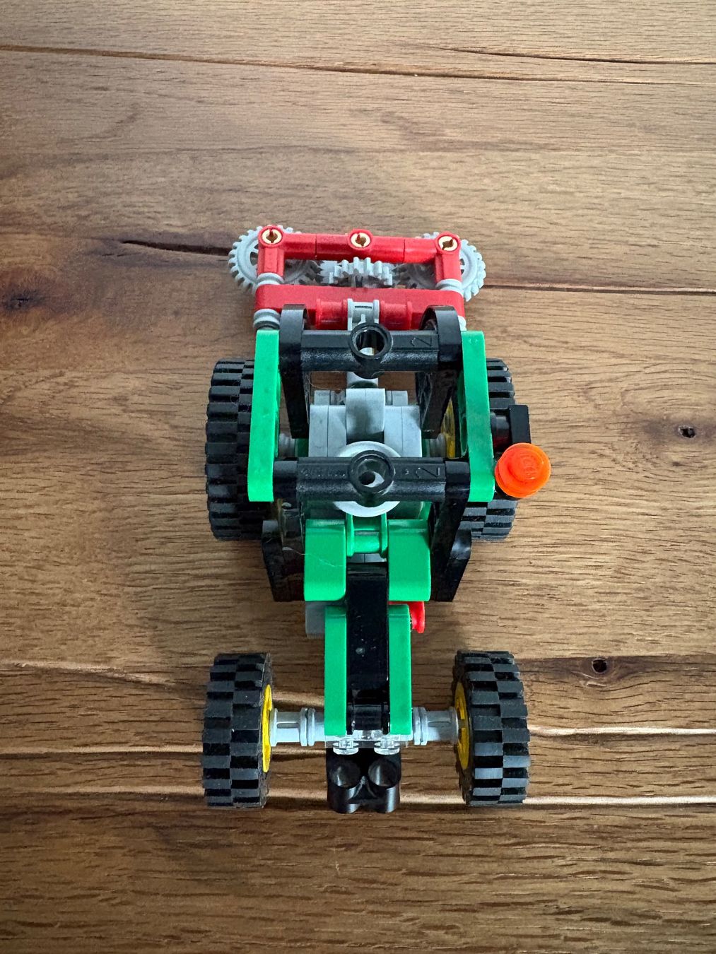 Lego Giocattoli: LEGO Technic Mini Tractor 8281 – Usato da Wollerau venduto da per_q7wn 5