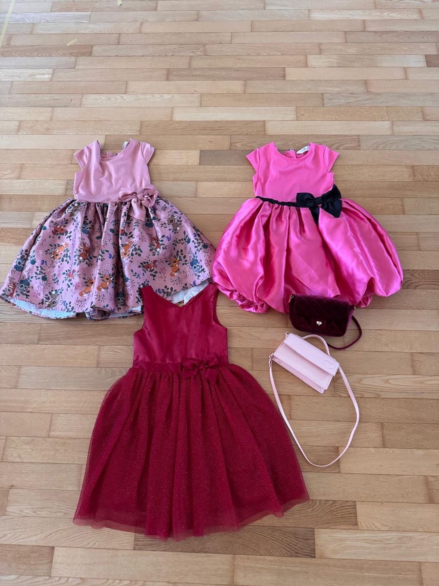 Lotti & Set di vestiti: Kleider für Mädchen plus zwei Tachen – Usato da Schlieren venduto da BIBOSA