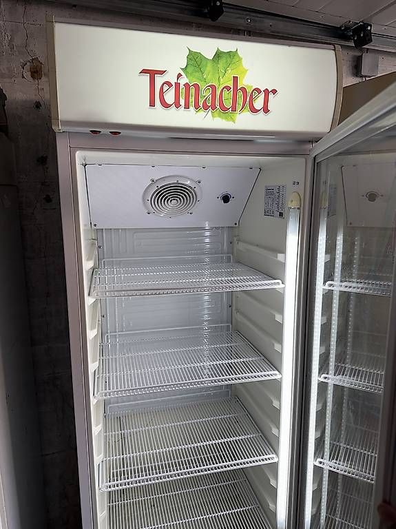 Frigoriferi: Gastro Getränkekühlschrank  – Usato da Kleindöttingen venduto da jas_5nyc 1