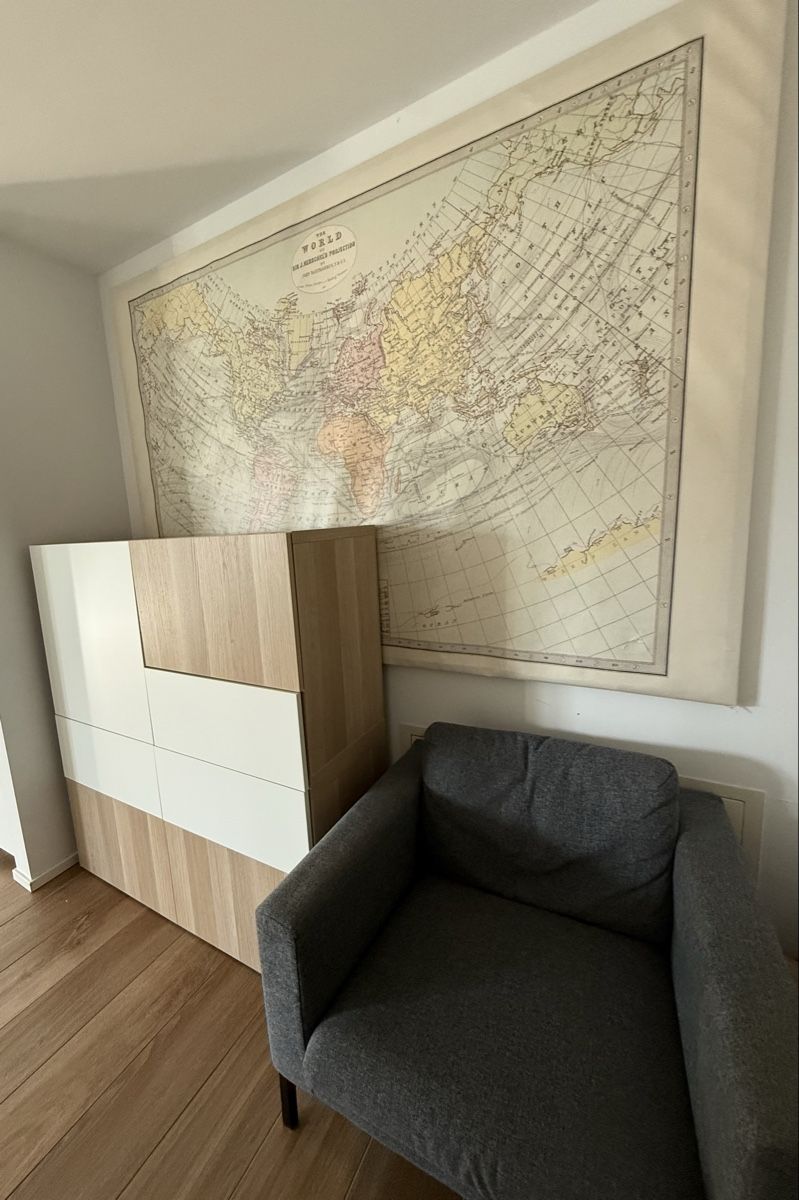 Mobilhome: Set arredamento mobile, poltrona e grande quadro mapp – Usato da Ponte Tresa venduto da CindyViteri