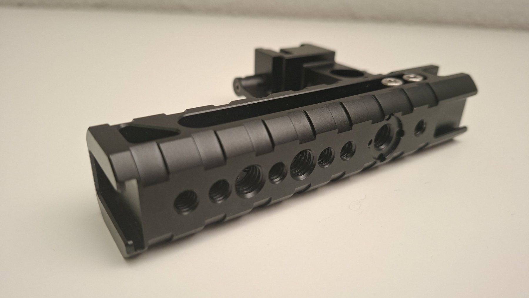 Smallrig Altri Accessori: SmallRig QR VersaFrame Full Cage + NATO Top Handle Set – Usato da Emmenbrücke venduto da ChrisPr 5
