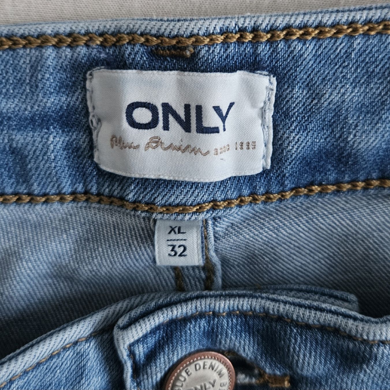 Only Jeans: ONLY blush XL/32 – Usato da Bern venduto da naaa000xci 2