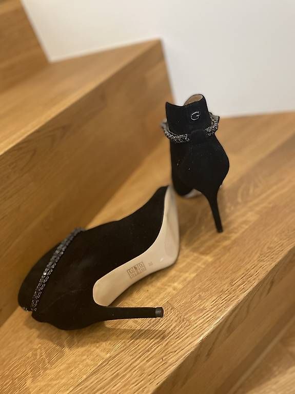 Scarpe da donna: Guess High Heels, Gr. 38, NEU – Usato da Dübendorf venduto da franzi1982 1
