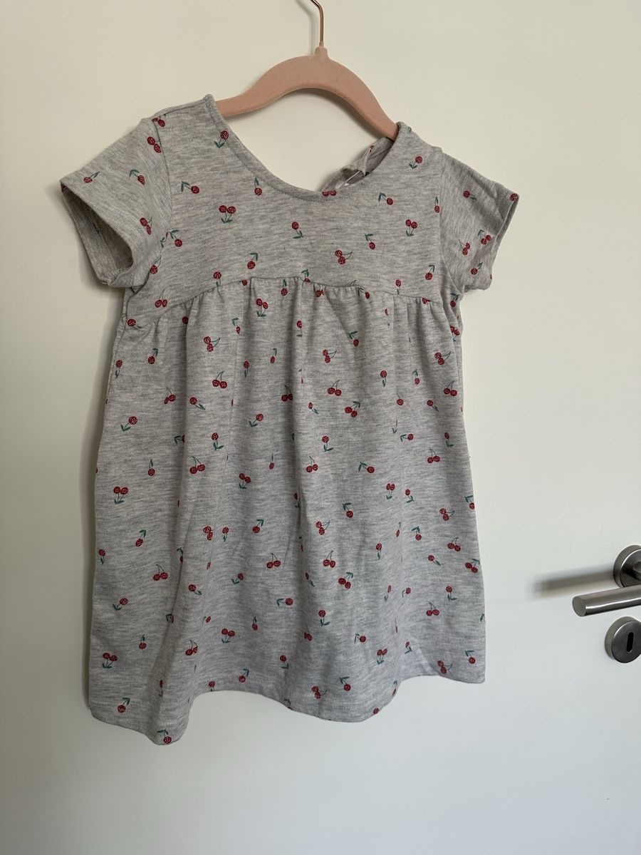 Lotti & Set di vestiti: Mädchen Kleiderpaket Sommer 116 Grosse – Usato da Ormalingen venduto da nude.knits 4
