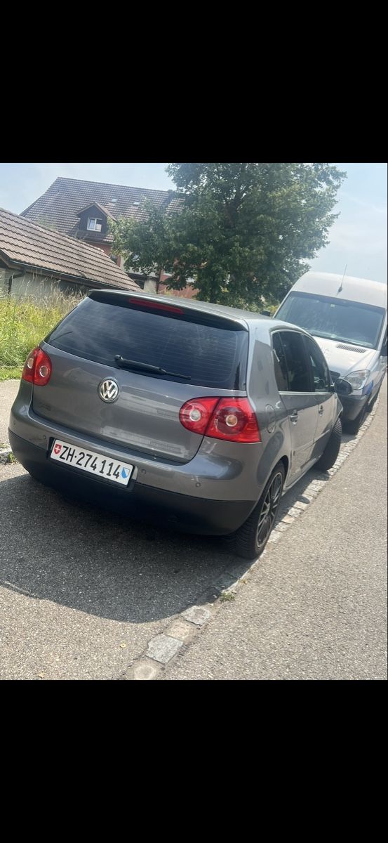 VW Automobili: Golf V 2.0 DIESEL 140 ps – Usato da RÜMLANG venduto da kur_8dnm 3