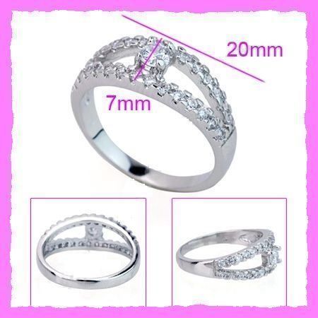 Anelli: Bezaubernder Ring mit Zirkonia – Nuovo e nell'imballaggio originale da Oberglatt ZH venduto da Diamond-Girl 2