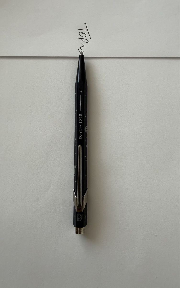 Caran D'Ache Stifte & Marker: Caran d’ache 849 Black Code Kugelschreiber mit Box – Gebraucht aus Oetwil an der Limmat von TOP15 4