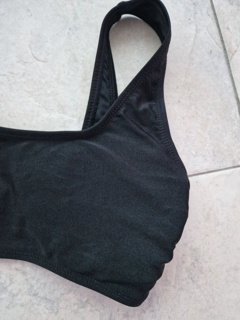 Costumi da bagno & Bikini: Schwarzes Bikini-Top, Grösse S - Urban Classics – Usato da Niederrohrdorf venduto da Miripfiri 1