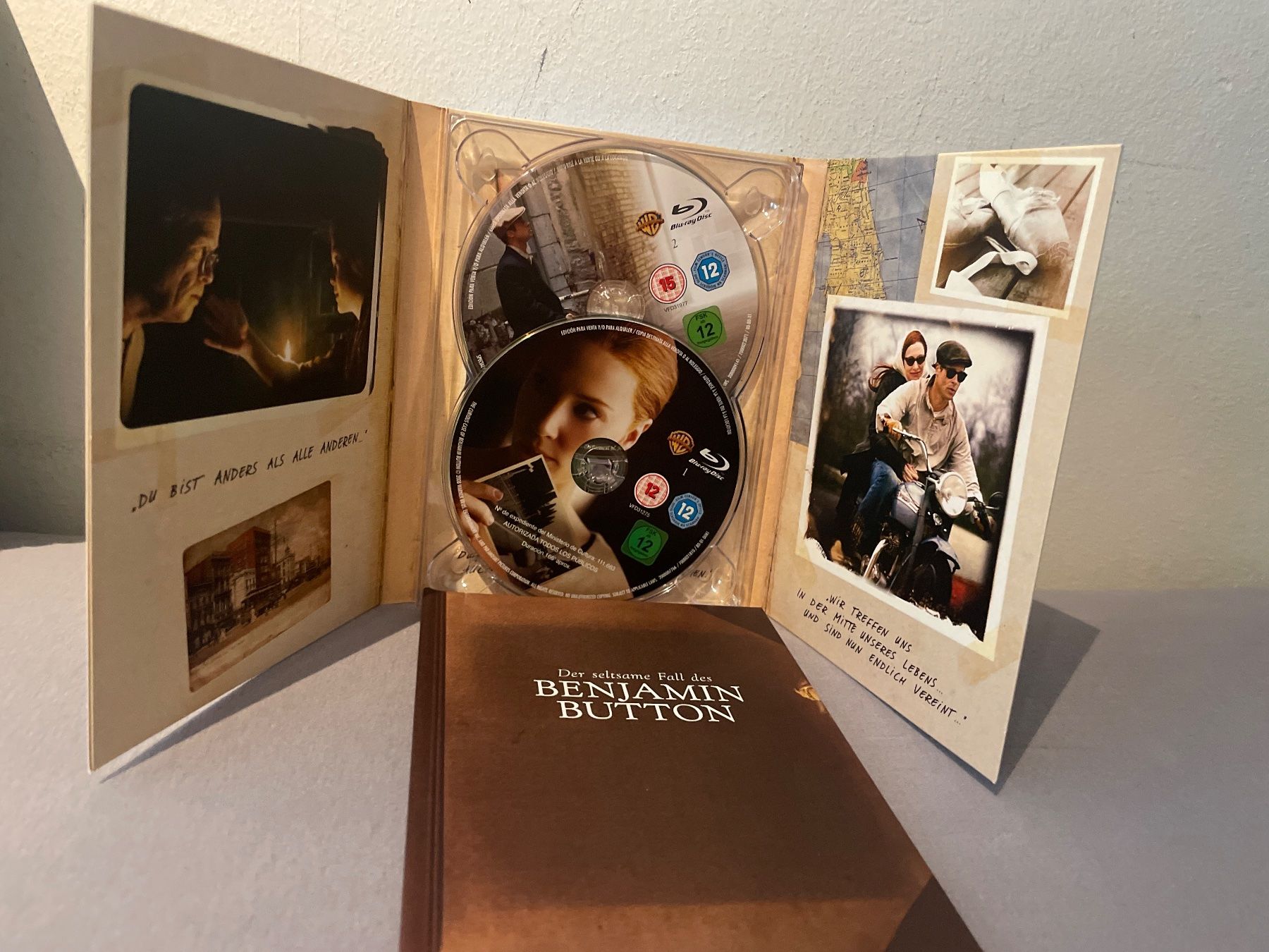 Tutti i DVDs: Der seltsame Fall des Benjamin Button / Digibook  (2008) – Usato da Waldenburg venduto da Gonzo8 1