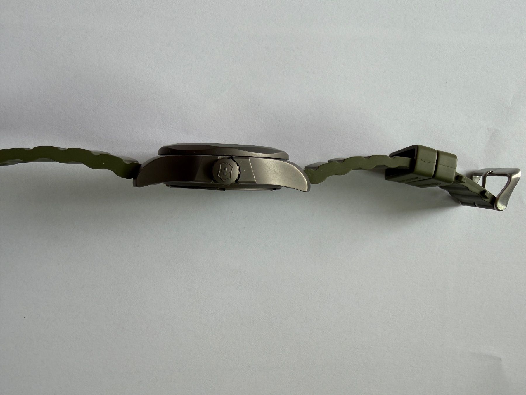 Victorinox Orologi: Victorinox I.N.O.X. Titanium – Nuovo (secondo la descrizione) da Oberweningen venduto da Achille.3 5