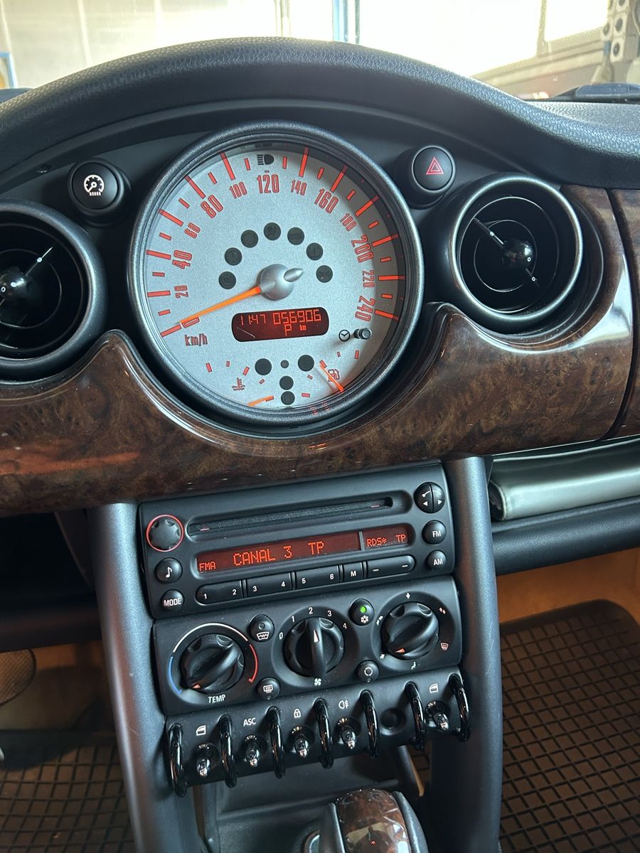 Mini Autos: Mini Cooper Automat 1.6 – D'occasion à Derendingen par edp25 4