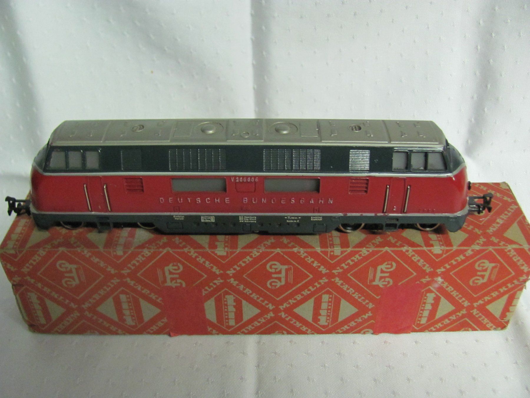 Märklin Modellini di ferrovie: DB -  Diesellok Konventuelle Oldtimerlok ca. 60 Jahre – Usato da Bellach venduto da spiegel4562 1