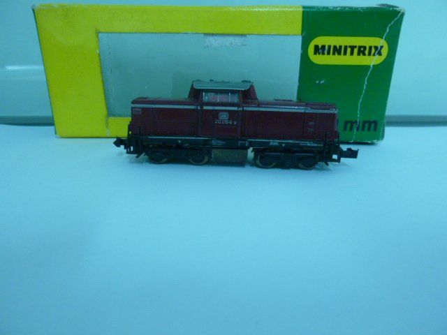 Trix Modellini di ferrovie: Minitrix 1x Diesellock DB 212216-6 Spur N – Usato da Diepoldsau venduto da ehrlich72 5