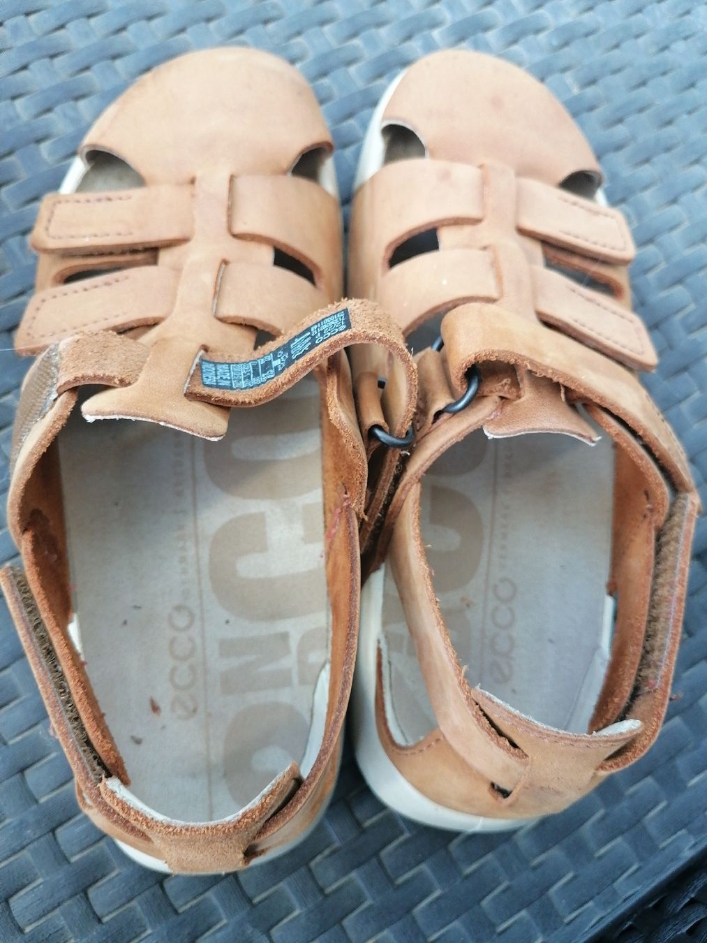 Scarpe per ragazzi: Ecco sandales veritable cuir gr 32 – Usato da Bassecourt venduto da Adeli16 4