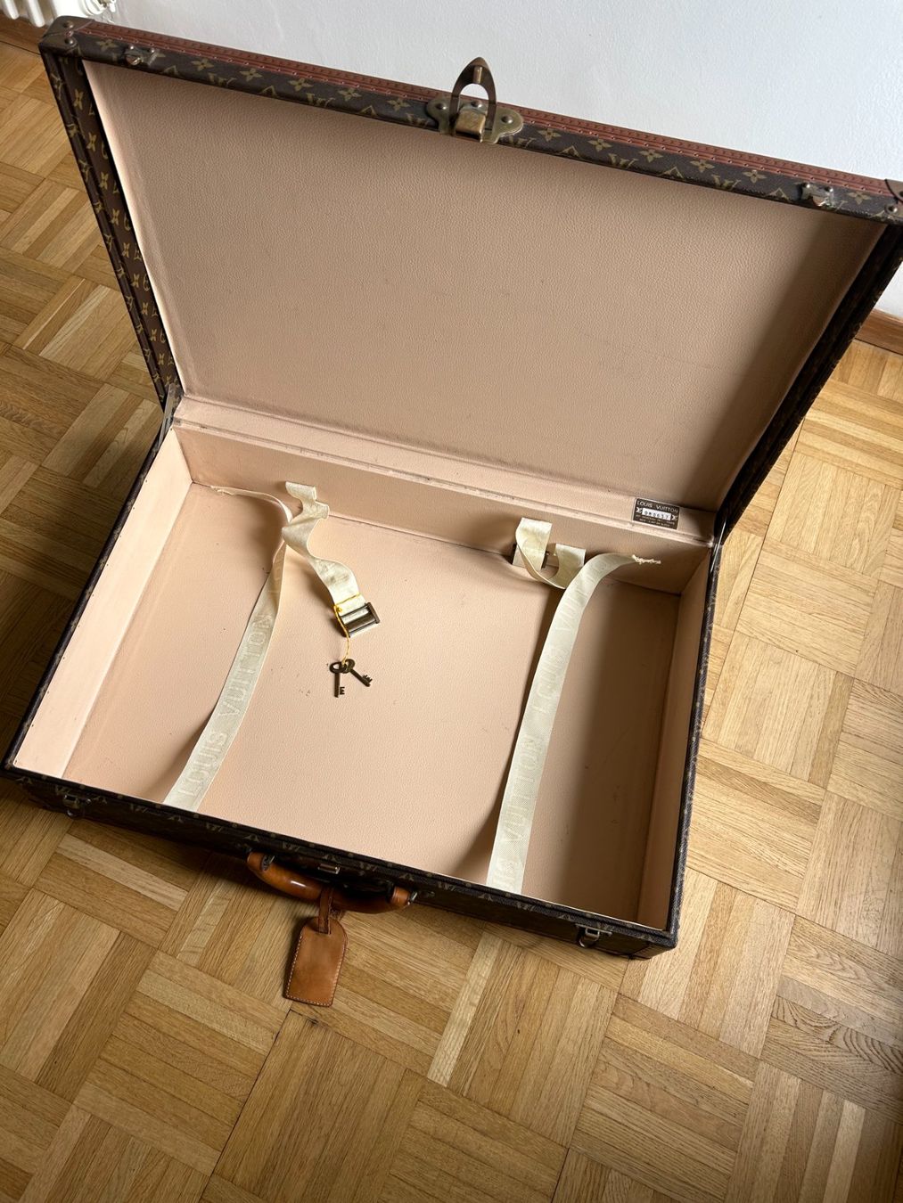 Valigie: Baule vintage Louis Vuitton – Usato da Lugano venduto da Ru_Le 4