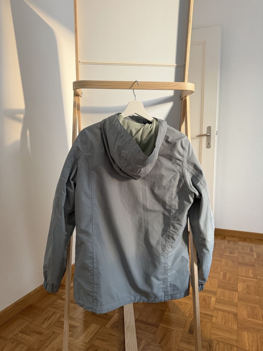Giacche: Active Touch Grey Hooded Jacket – Size M – Usato da Winterthur venduto da iry_rgm8 1
