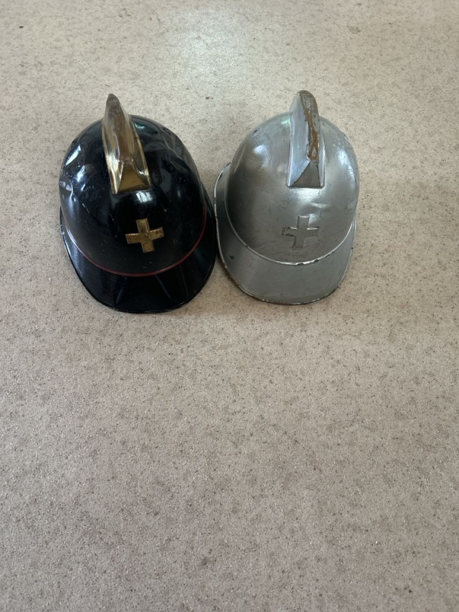 Vêtements & accessoires anciens: Feuerwehr helm (alt) – Défectueux à Freimettigen par Luma2001