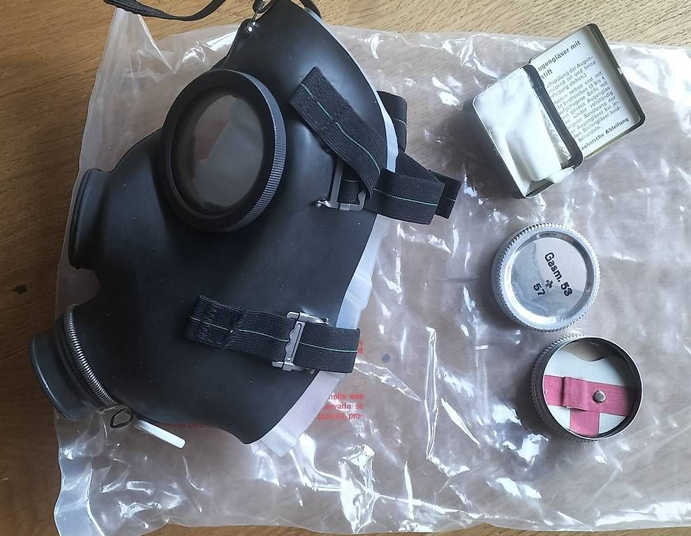 Taschen: SCHUTZMASKE "SCHUMA" 74 – Gebraucht aus Steinach von Tsgweh 2