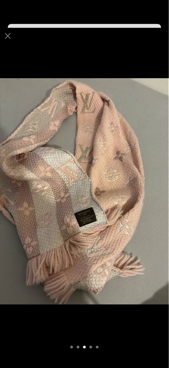 Louis Vuitton Foulard & Sciarpe: Louis Vuitton Schal Rose – Nuovo (secondo la descrizione) da niederhasli venduto da Italiana07 2