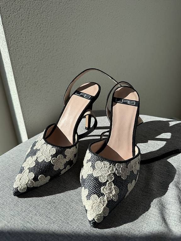 Damenschuhe: Pumps Gr. 37  – Gebraucht aus Zürich von hoiliaaa 3