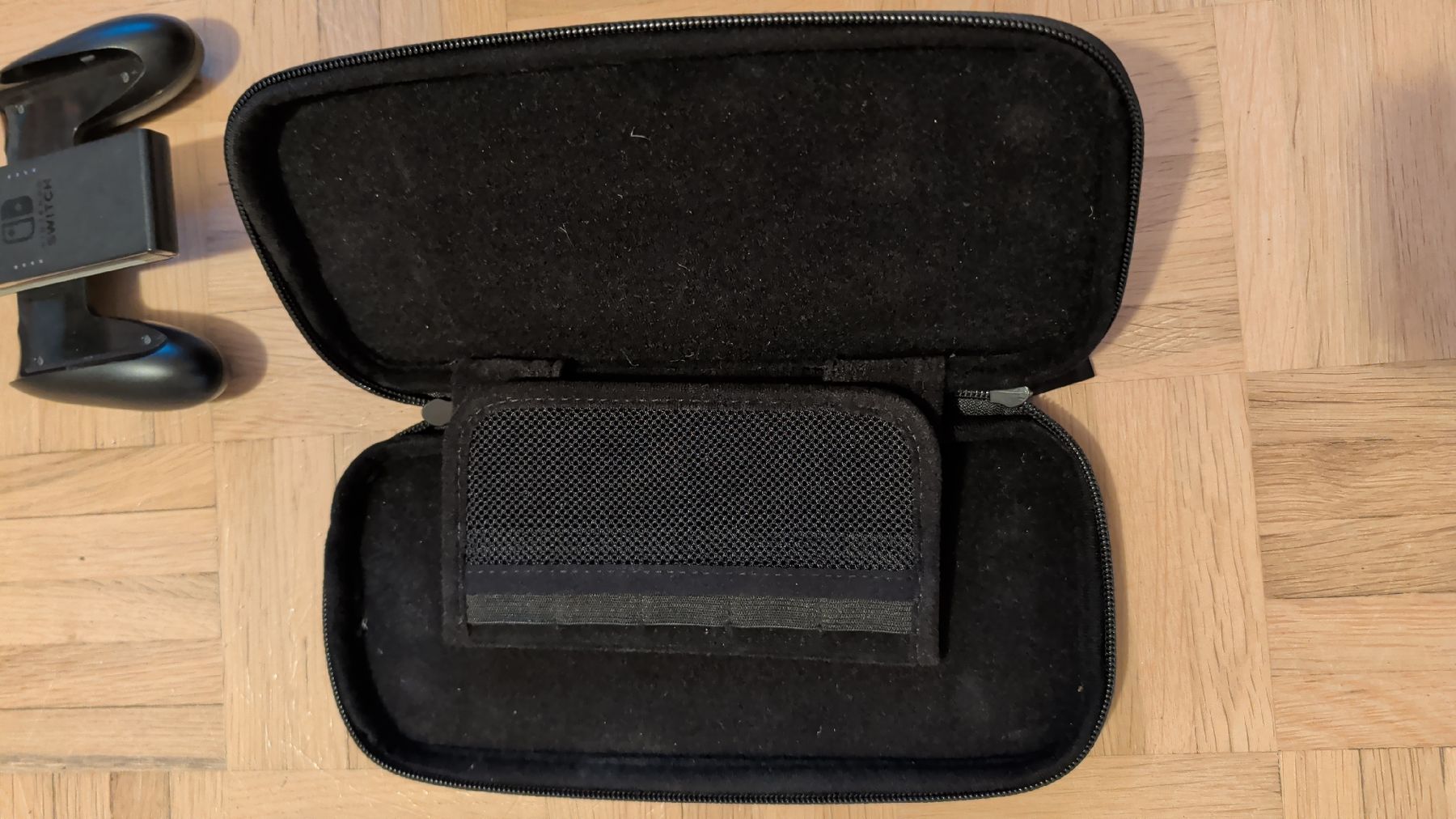 Nintendo Konsolen: Nintendo Switch Konsole mit Zubehör – Gebraucht aus Winterthur von schmelst 3