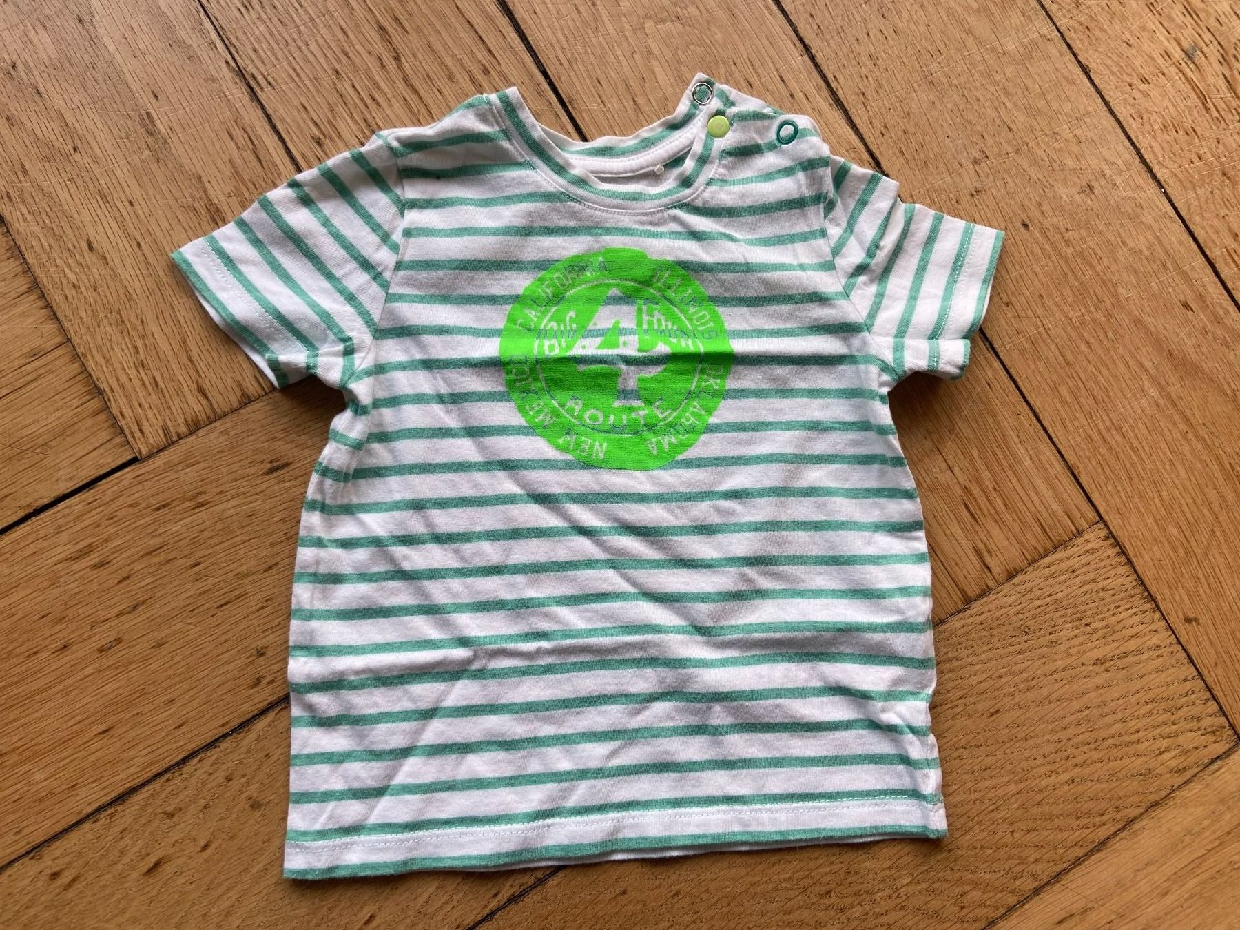 Esprit Camicie, Top & T-shirt: Baby T-Shirt von Esprit Grösse 80 – Usato da Zuerich venduto da Tozde