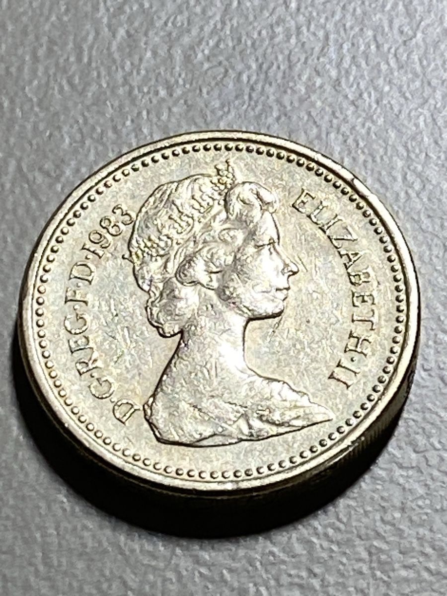 Alle Münzen: GB - 1 pound - 1983 – Gebraucht aus Payerne von Mike1682 1