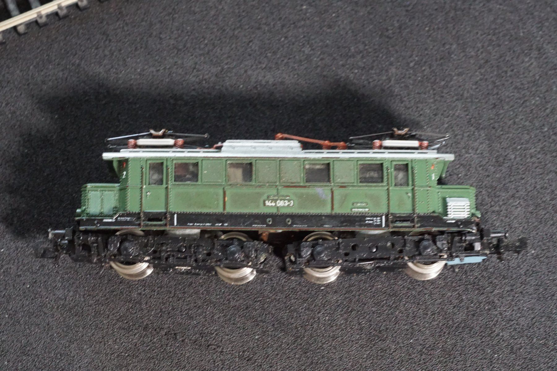 Modellini di ferrovie: DB BR 144 183-3 grün Spur N – Usato da Gränichen venduto da iknow 4