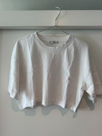Zara Basic Crop Top, weiss.
