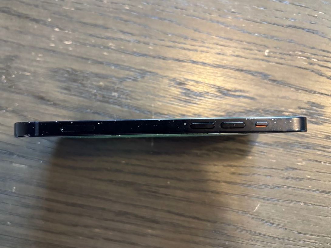 Apple Portables: Apple iPhone 12 128GB - Display Defekt – Défectueux à wenslingen par kulturseller 2