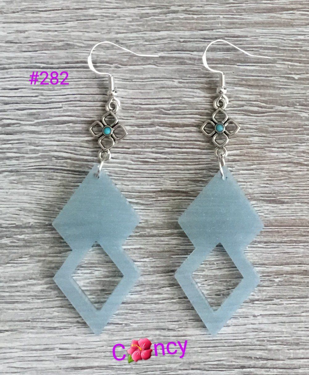 Orecchini pendenti & Orecchini a lobo: boucle d'oreille – Nuovo e nell'imballaggio originale da Genève venduto da mir_qfr5 1